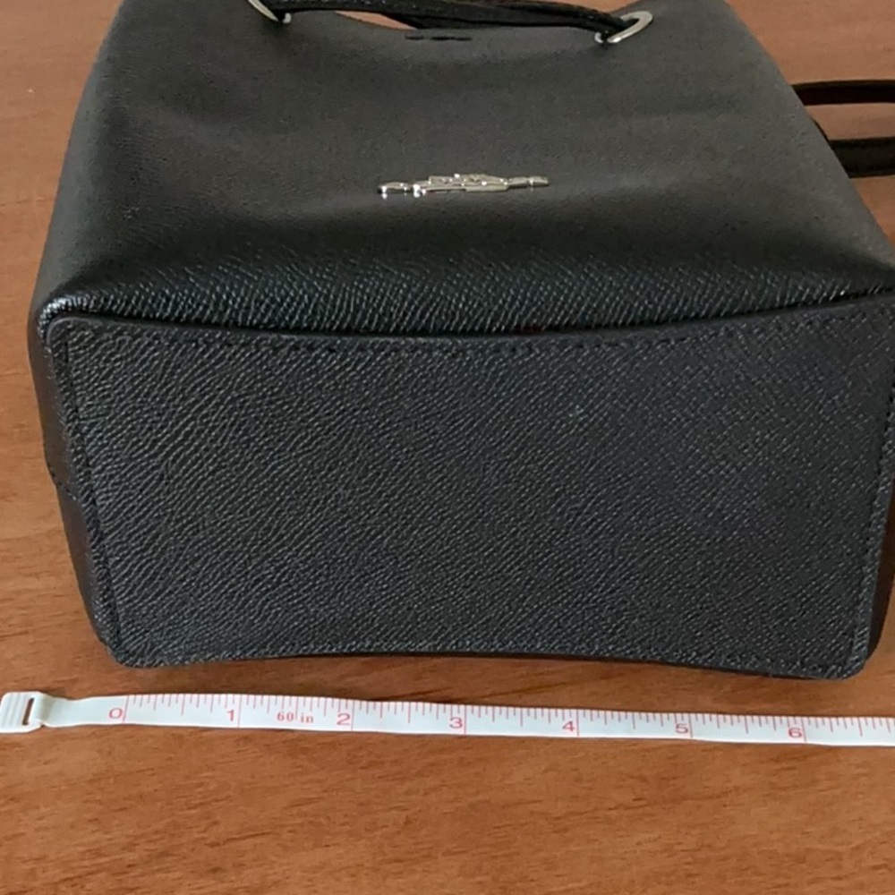 Coach Black Leather Bucket Crossbody - Picture 6 of 9